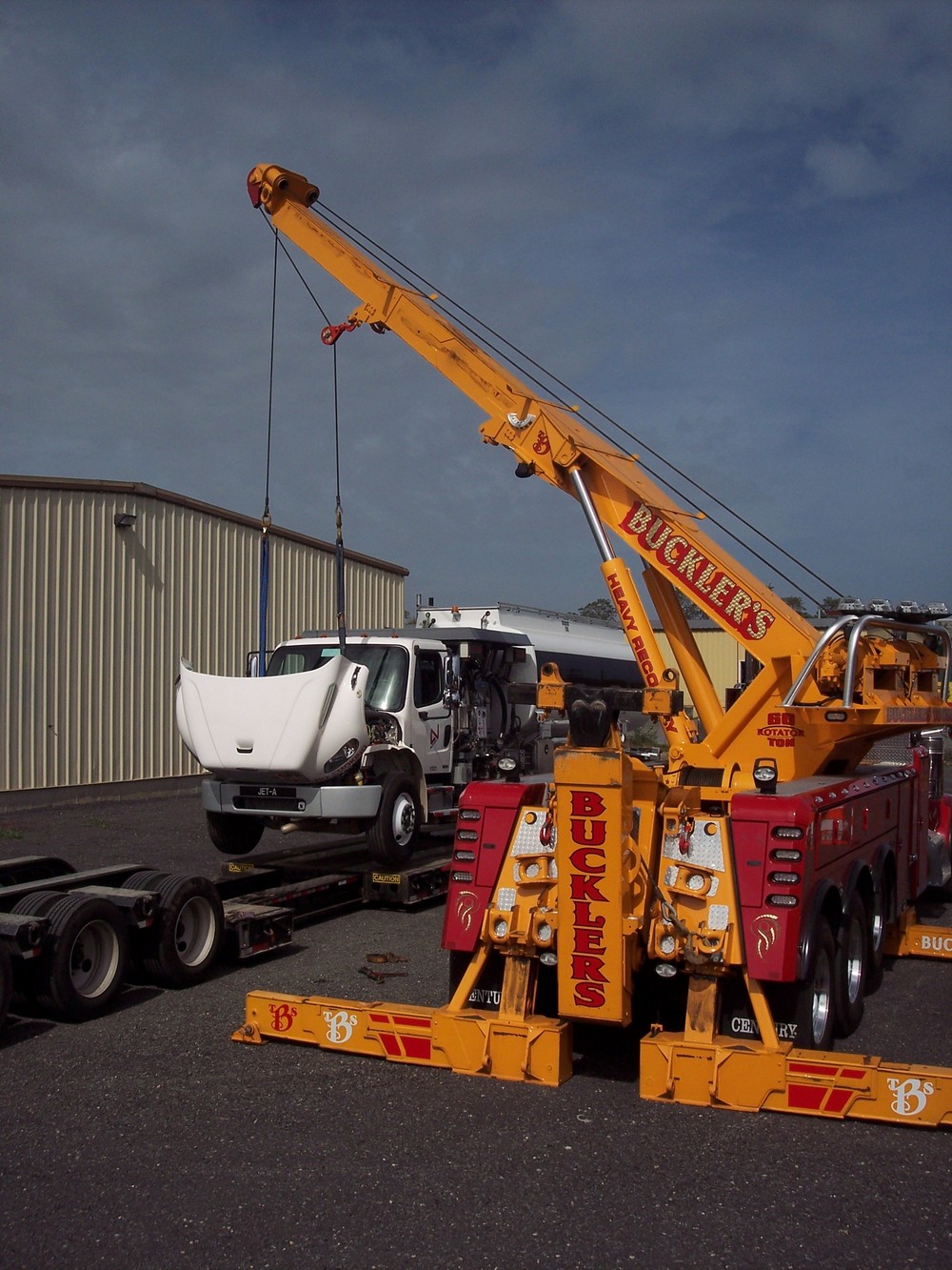 Gallery Equipment Bucklers Towing
